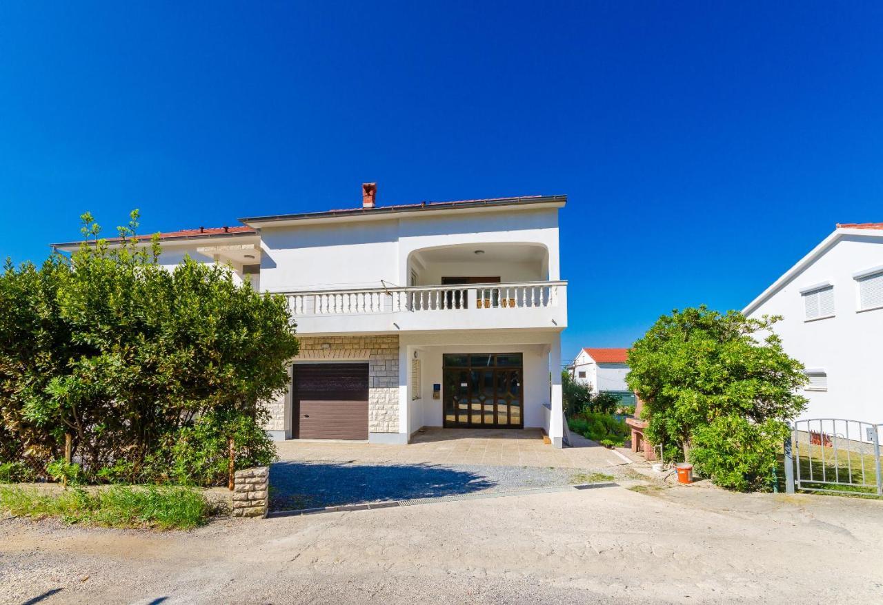 Apartments Slavica R Banjol Exterior photo
